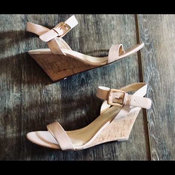 Nine West Wedge Sandals Size 7 - Picture 3 of 4